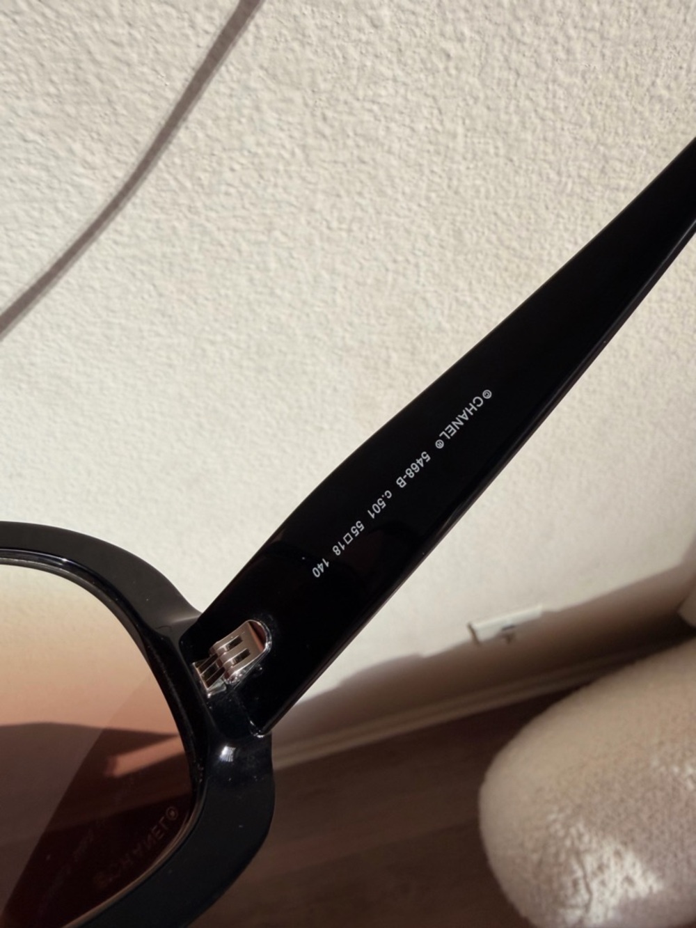 CHANEL Black Round Logo Sunglasses with Gold & Crystal CC Emblem - Picture 6 of 10